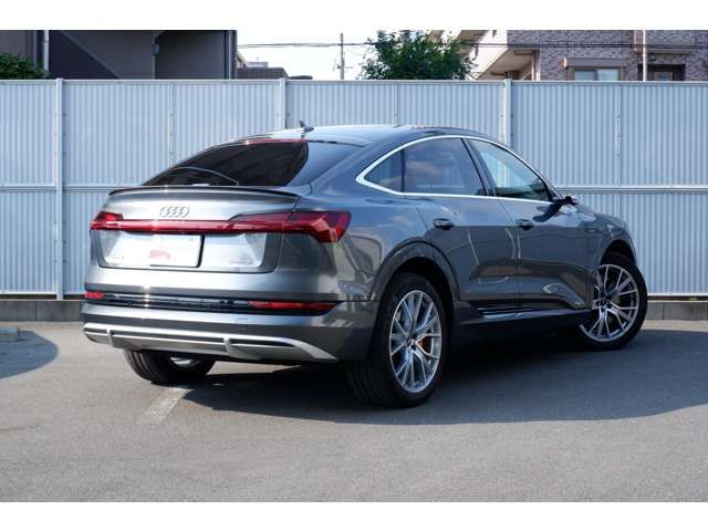 AUDI E-TRON SPORTBAC 2021 Image 31