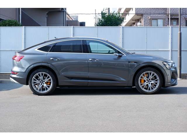 AUDI E-TRON SPORTBAC 2021 Image 31