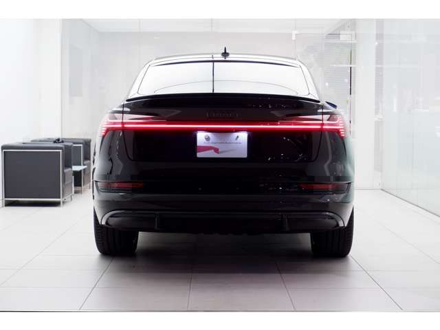 AUDI E-TRON SPORTBAC 2022 Image 31