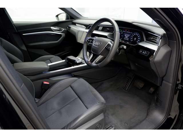 AUDI E-TRON SPORTBAC 2022 Image 31