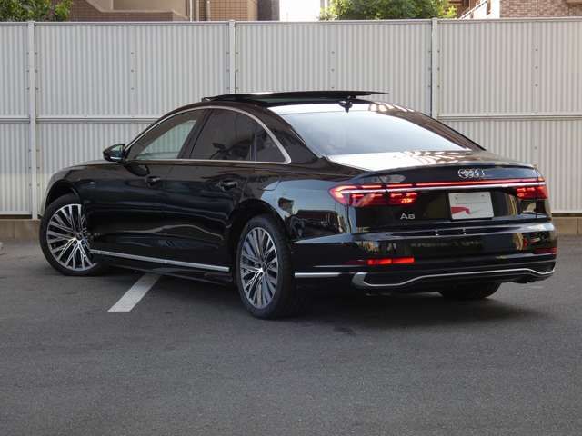 AUDI A8 2023 Image 31