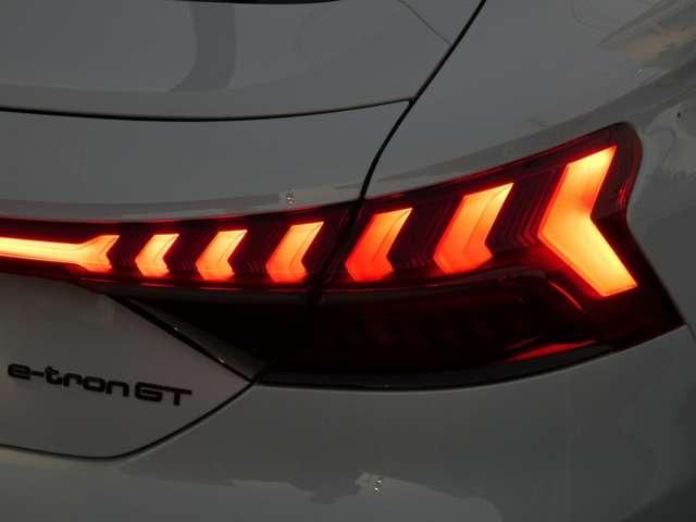 AUDI RS E-TRON GT 2023 Image 31