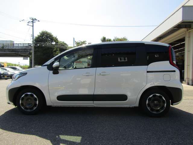 TOYOTA SIENTA HYBRID 2022 Image 31