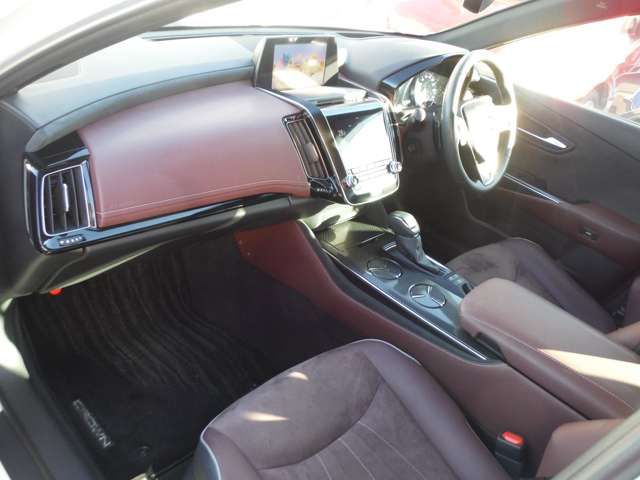 TOYOTA CROWN HARDTOP 2018 Image 31