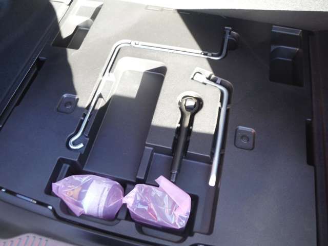 TOYOTA CROWN HARDTOP 2018 Image 31