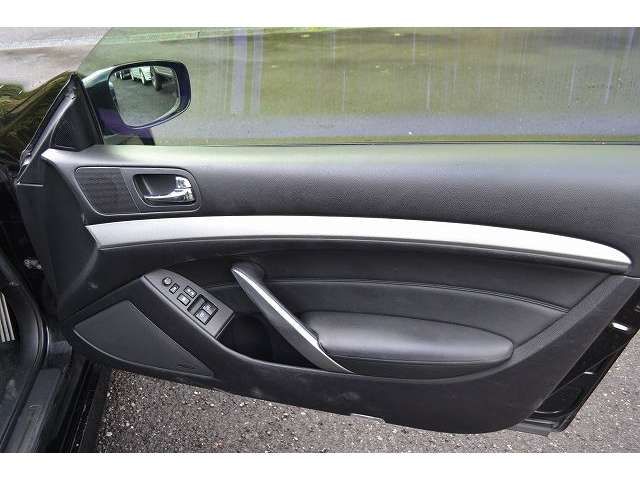 NISSAN SKYLINE COUPE 2007 Image 31