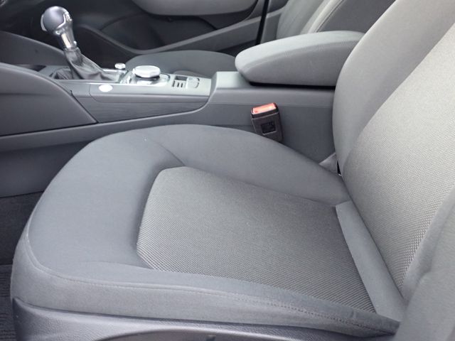 AUDI A3 SPORTBACK 2019 Image 31