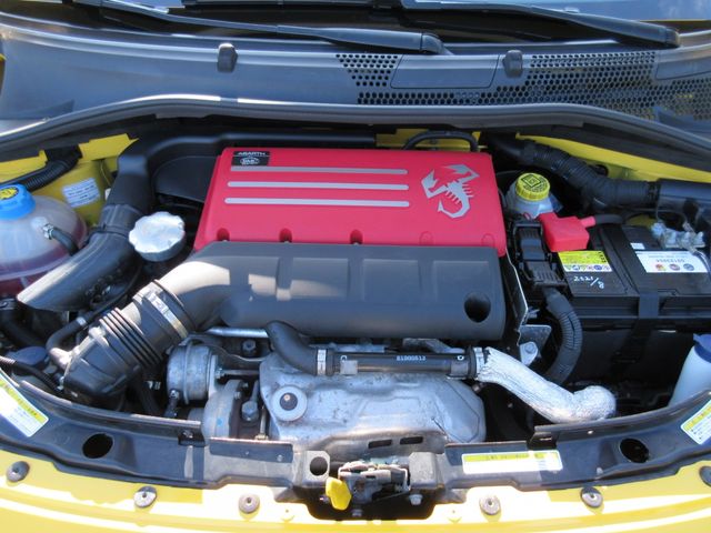 FIAT ABARTH 595 2017 Image 31