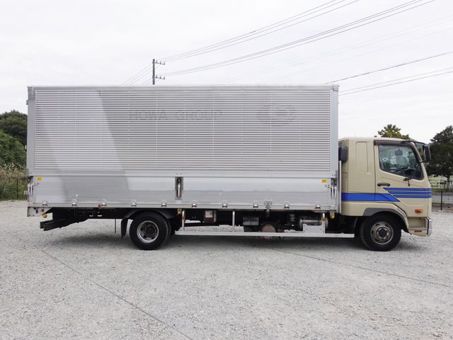 MITSUBISHI FUSOU FIGHTER 2017 Image 31