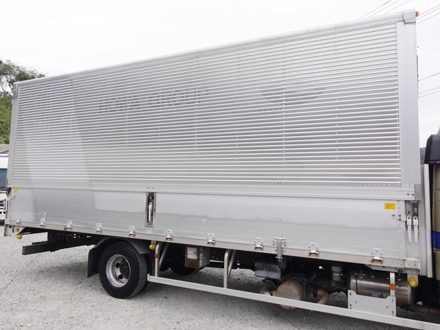 MITSUBISHI FUSOU FIGHTER 2017 Image 31