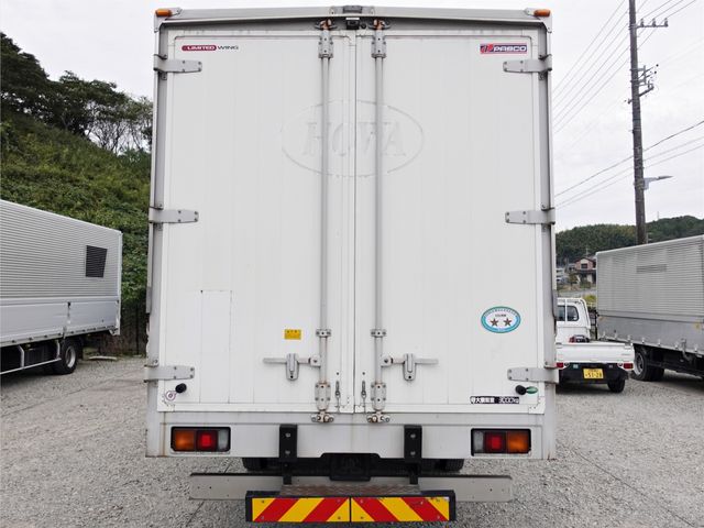 MITSUBISHI FUSOU FIGHTER 2017 Image 31