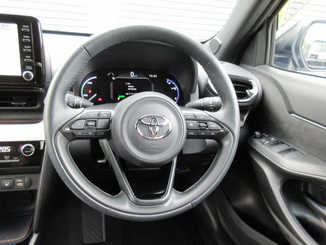 TOYOTA YARIS CROSS HYBRID 2022 Image 31