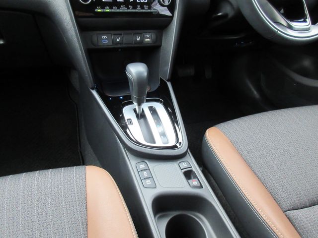 TOYOTA YARIS CROSS HYBRID 2022 Image 31