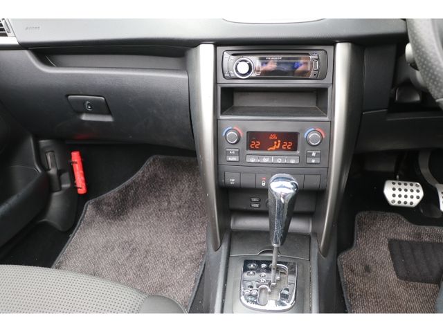 PEUGEOT 207CC 2012 Image 31