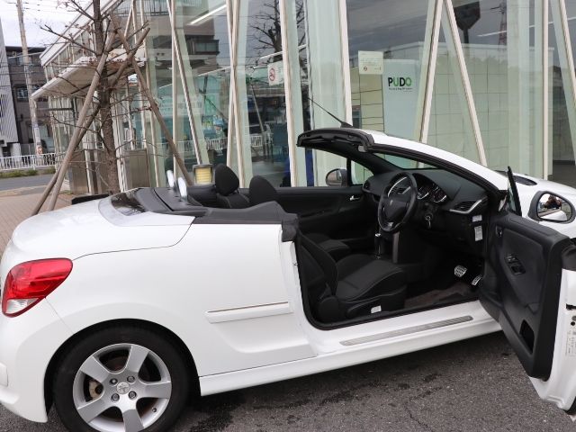 PEUGEOT 207CC 2012 Image 31