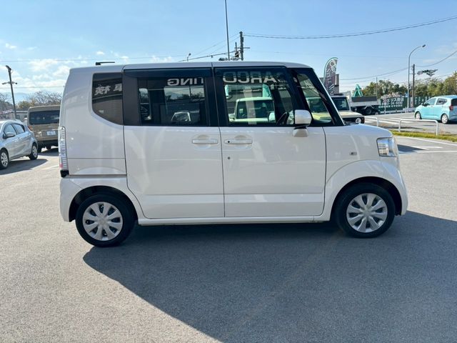 HONDA N BOX 2017 Image 31