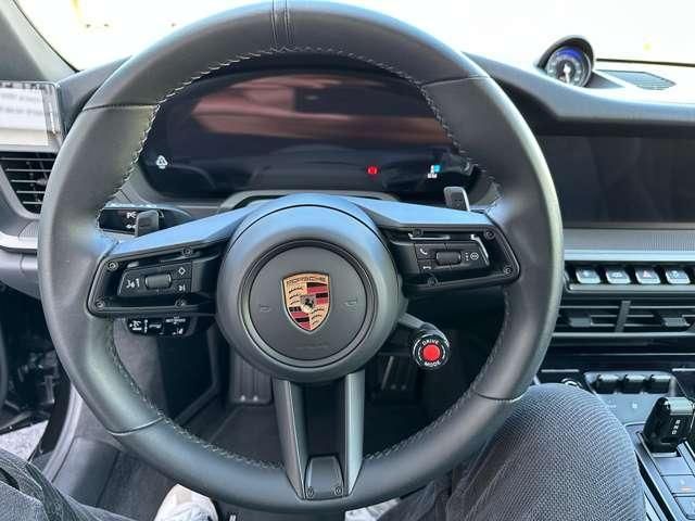 PORSCHE 911 OPEN 2025 Image 31