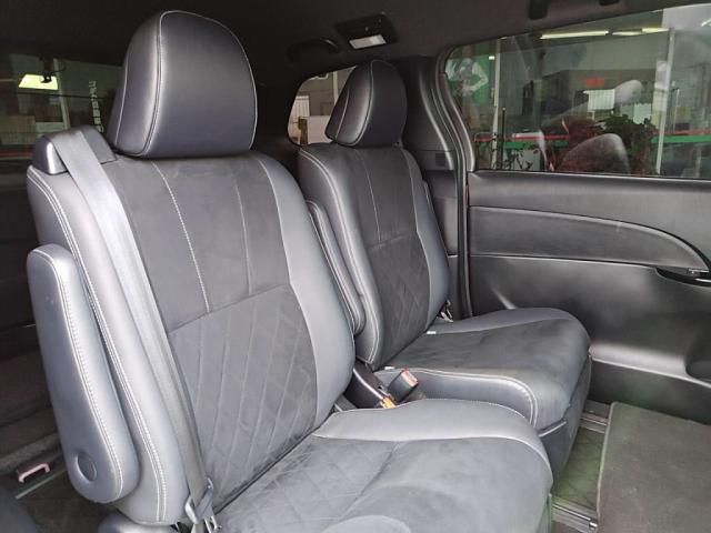 TOYOTA ESTIMA 2016 Image 31