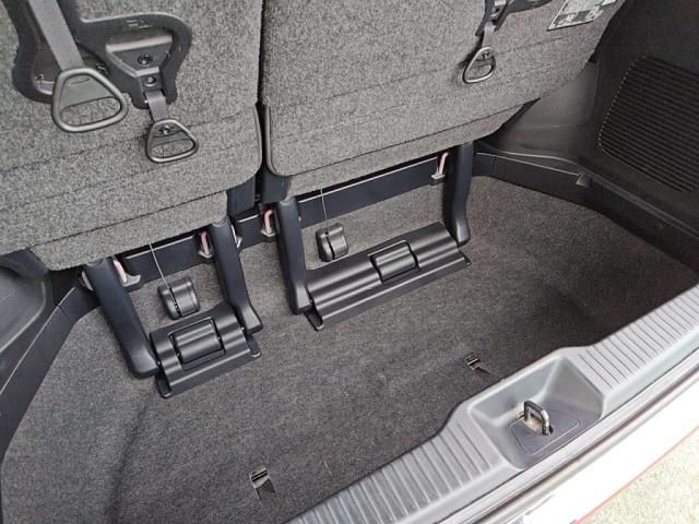 TOYOTA ESTIMA 2016 Image 31