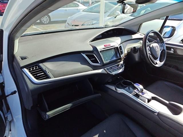 HONDA JADE HYBRID 2017 Image 31