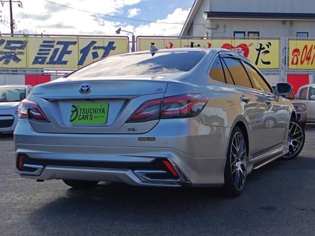 TOYOTA CROWN SEDAN HYBRID 2018 Image 31