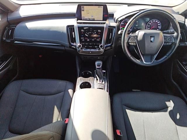 TOYOTA CROWN SEDAN HYBRID 2018 Image 31