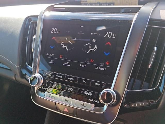 TOYOTA CROWN SEDAN HYBRID 2018 Image 31