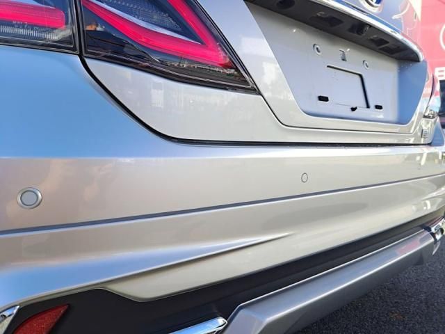 TOYOTA CROWN SEDAN HYBRID 2018 Image 31