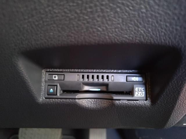 TOYOTA PRIUS 2022 Image 31