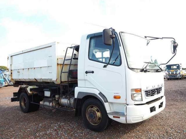 MITSUBISHI FUSOU FIGHTER 2019 Image 31