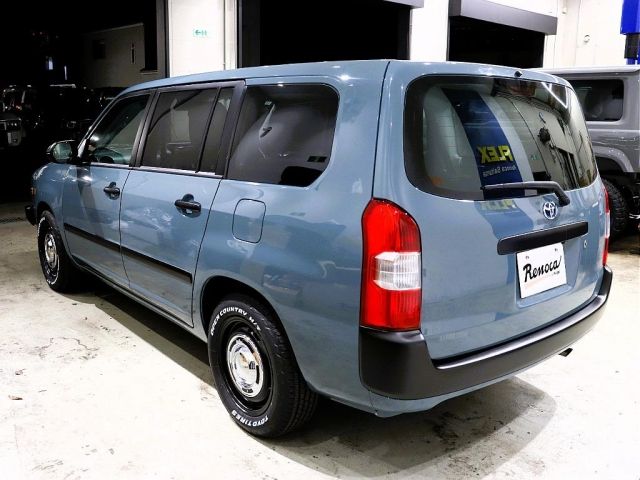 TOYOTA PROBOX VAN HYBRID 2022 Image 31