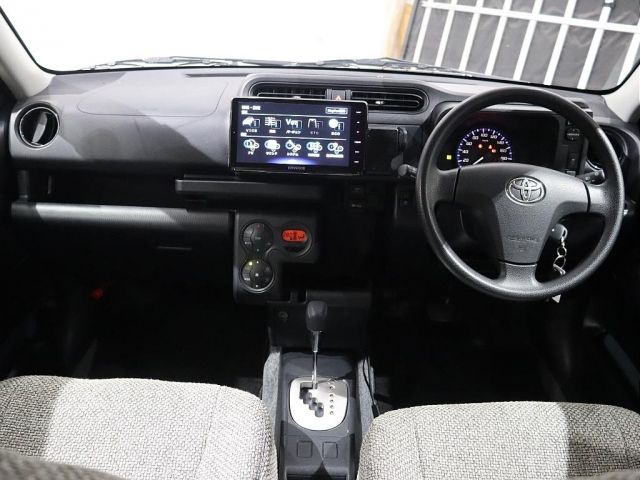TOYOTA PROBOX VAN HYBRID 2022 Image 31