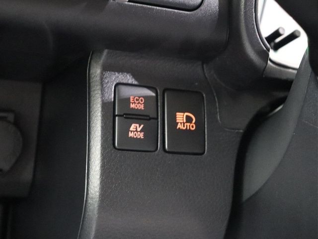 TOYOTA PROBOX VAN HYBRID 2022 Image 31