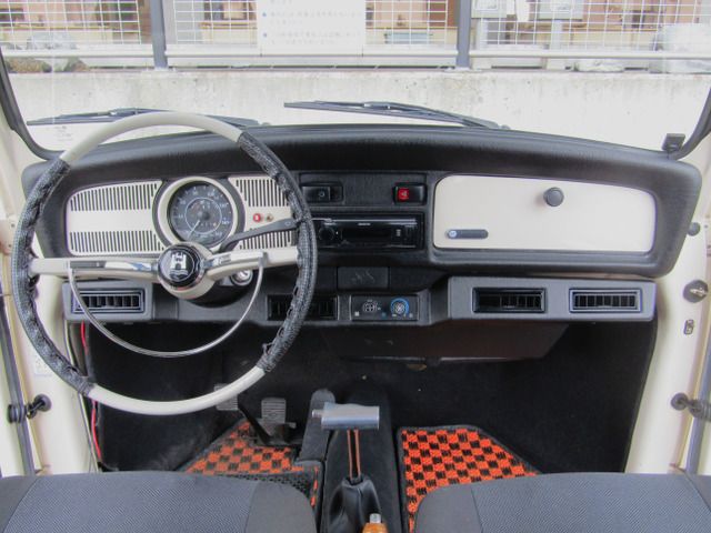 VOLKSWAGEN BEETLE 2003 Image 31