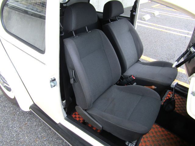 VOLKSWAGEN BEETLE 2003 Image 31