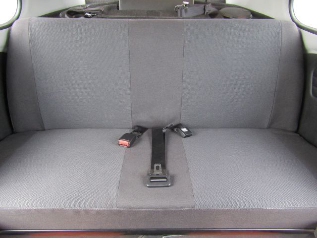 VOLKSWAGEN BEETLE 2003 Image 31