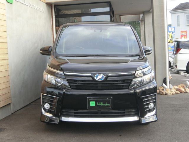 TOYOTA VOXY HYBRID 2016 Image 31