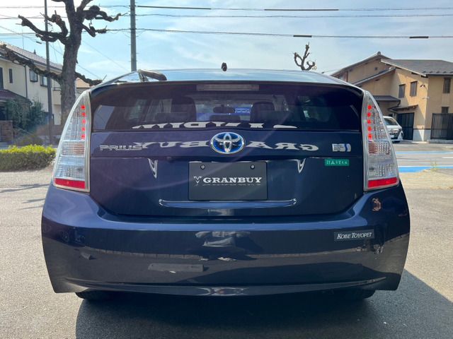 TOYOTA PRIUS 2010 Image 31