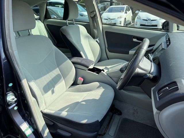 TOYOTA PRIUS 2010 Image 31