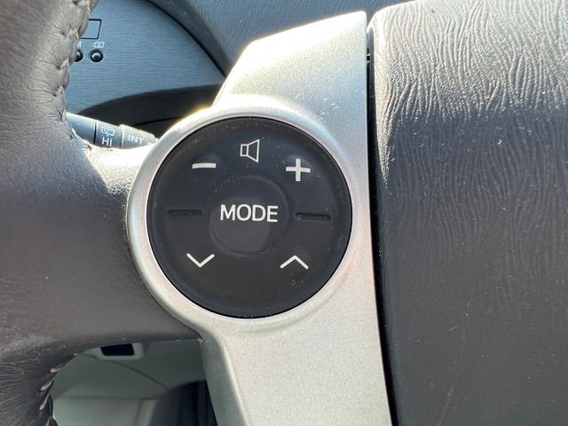 TOYOTA PRIUS 2010 Image 31