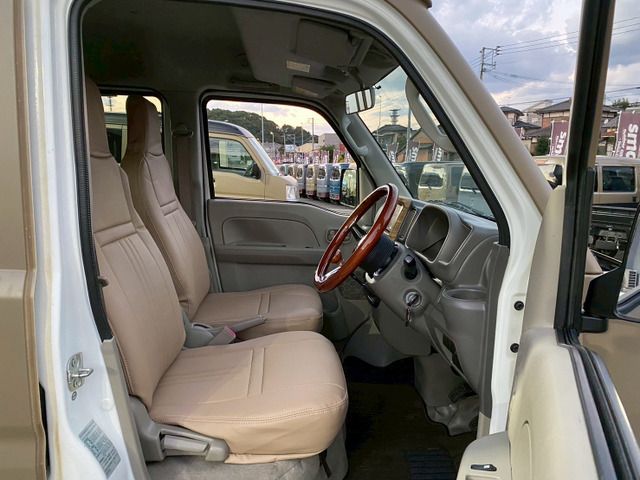 NISSAN NV100 CLIPPER 2017 Image 31