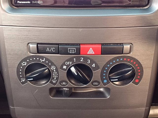 DAIHATSU MOVE CONTE 2015 Image 31