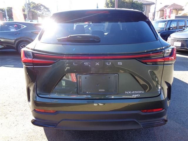 TOYOTA LEXUS NX450H+ AWD 2023 Image 31