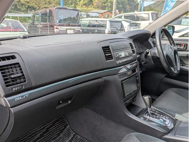 TOYOTA MARK2 BLIT 2002 Image 31