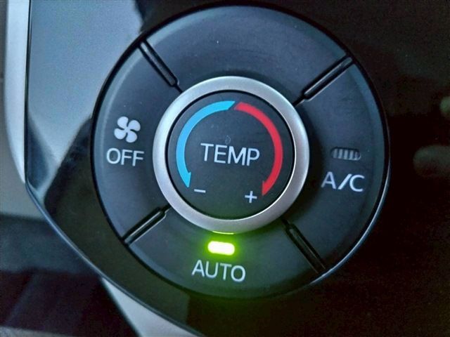 DAIHATSU TANTO 4WD 2018 Image 31