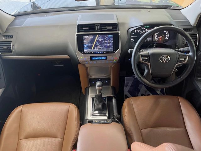 TOYOTA LANDCRUISER PRADO 2021 Image 31