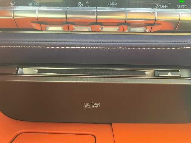 TOYOTA LEXUS LC500H 2017 Image 31