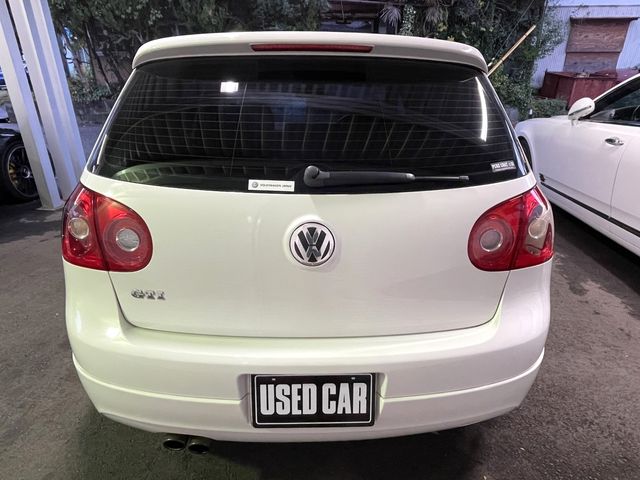 VOLKSWAGEN GOLF 2005 Image 31