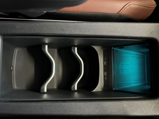 VOLKSWAGEN ID.4 2022 Image 31