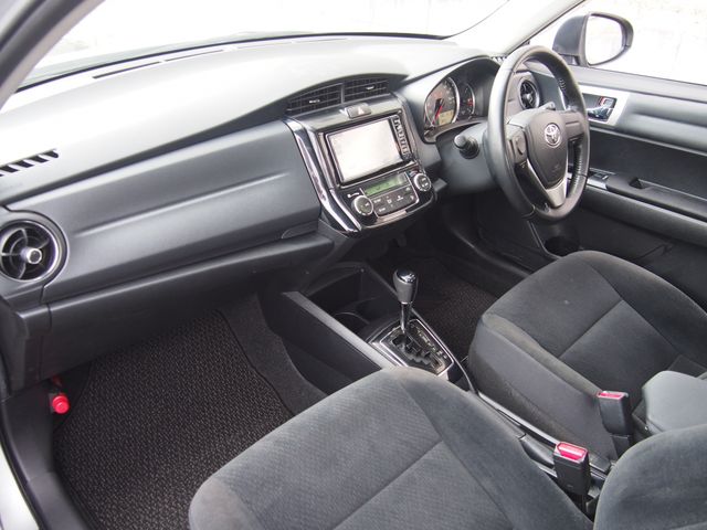 TOYOTA COROLLA AXIO 2017 Image 31